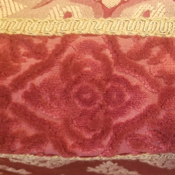 RARE AUSTIN HORN CHRISTMAS HOLIDAY RED & GOLD TABLE RUNNER CENTERPIECE TASSEL - Picture 3 of 16